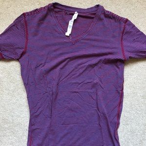 Lululemon v-neck t-shirt